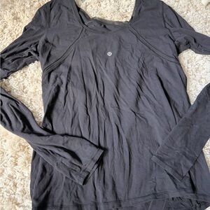 lululemon athletica Charcoal Long Sleeve breathable sporty Tee